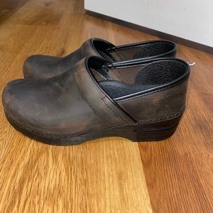 Dansko Professional
